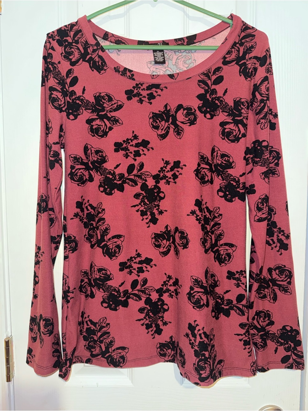 Rue21 Pink Long-Sleeve Floral Print Top